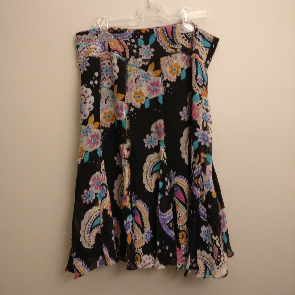 DANA BUCHMAN STUNNING PATTERNED SKIRT